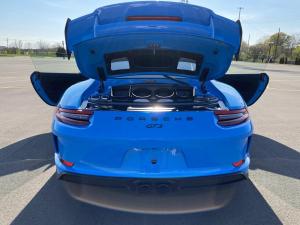 Porsche 911 GT3 2018 года  (NA)